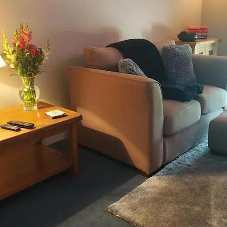 Bed and Breakfast The West Wing Whitford Экстерьер фото